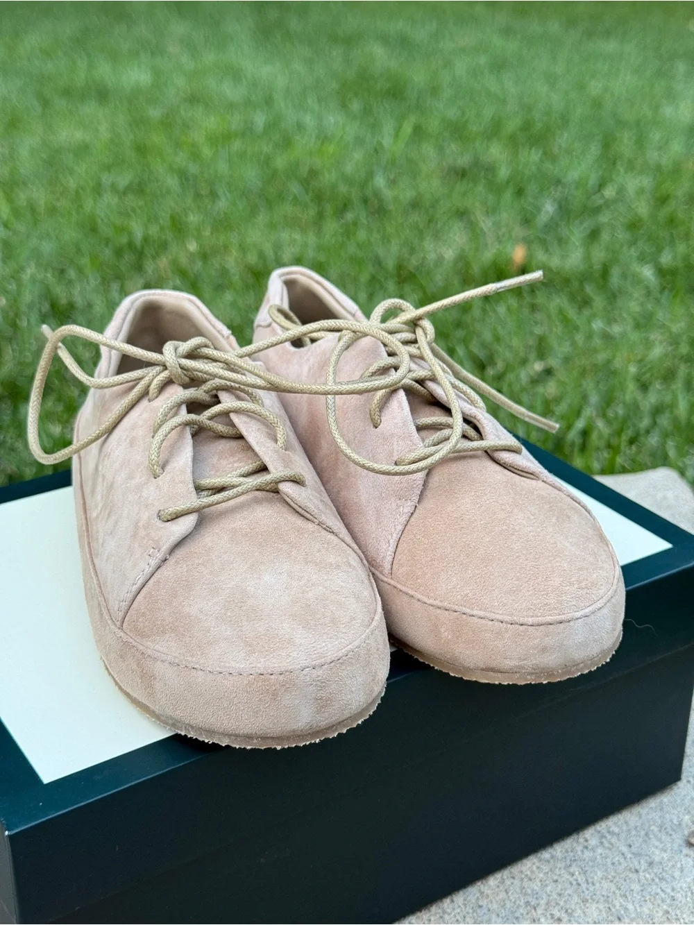 NEW GENTS by Age of Innocence Beige Suede Lace-Up Shoes / Sneakers (EU 29)